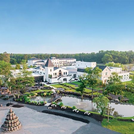 Chateau Renault Egg Harbor City Экстерьер фото
