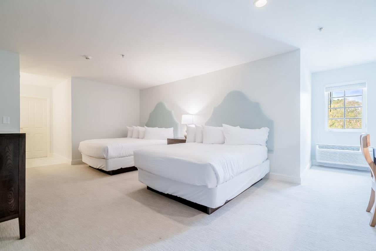 Chateau Renault Egg Harbor City Экстерьер фото
